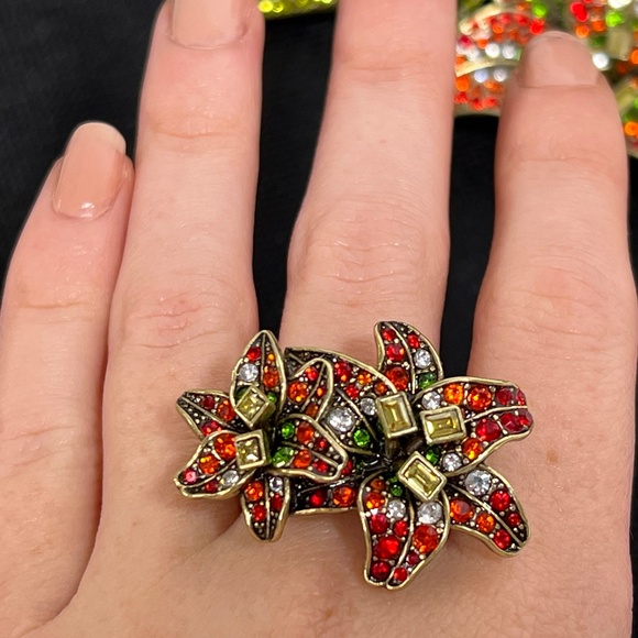 Heidi Daus Beautiful “ALLURING AMARYLLIS" Crystal Floral Necklace 3 PC. Set - Picture 14 of 16